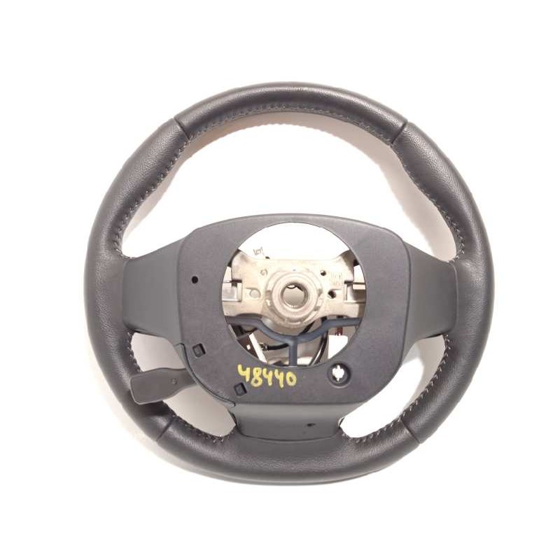 Recambio de volante para toyota yaris 1.0 cat referencia OEM IAM 451000D49024  451020D30024
