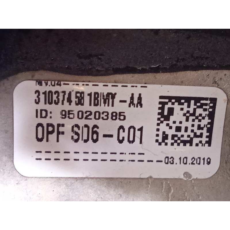 Recambio de volante para toyota yaris 1.0 cat referencia OEM IAM 451000D49024  451020D30024