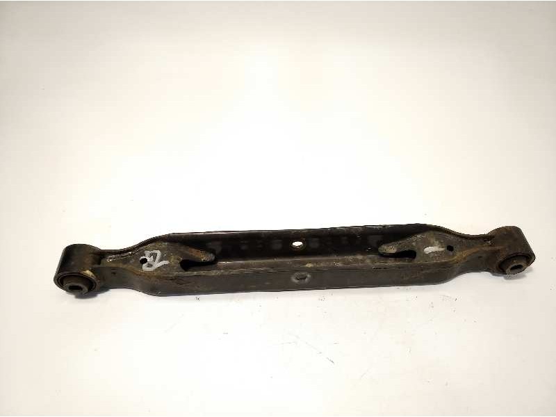 Recambio de brazo suspension inferior trasero izquierdo para renault kadjar zen referencia OEM IAM 55111JD00A  