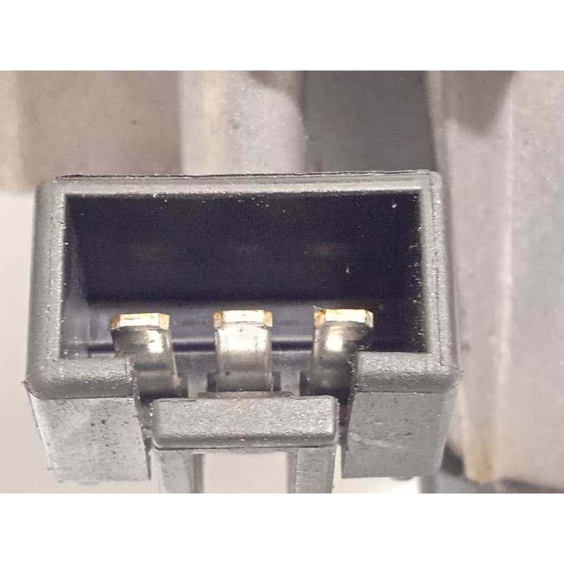 Recambio de motor limpia trasero para chevrolet orlando 2.0 diesel cat referencia OEM IAM 96830410  