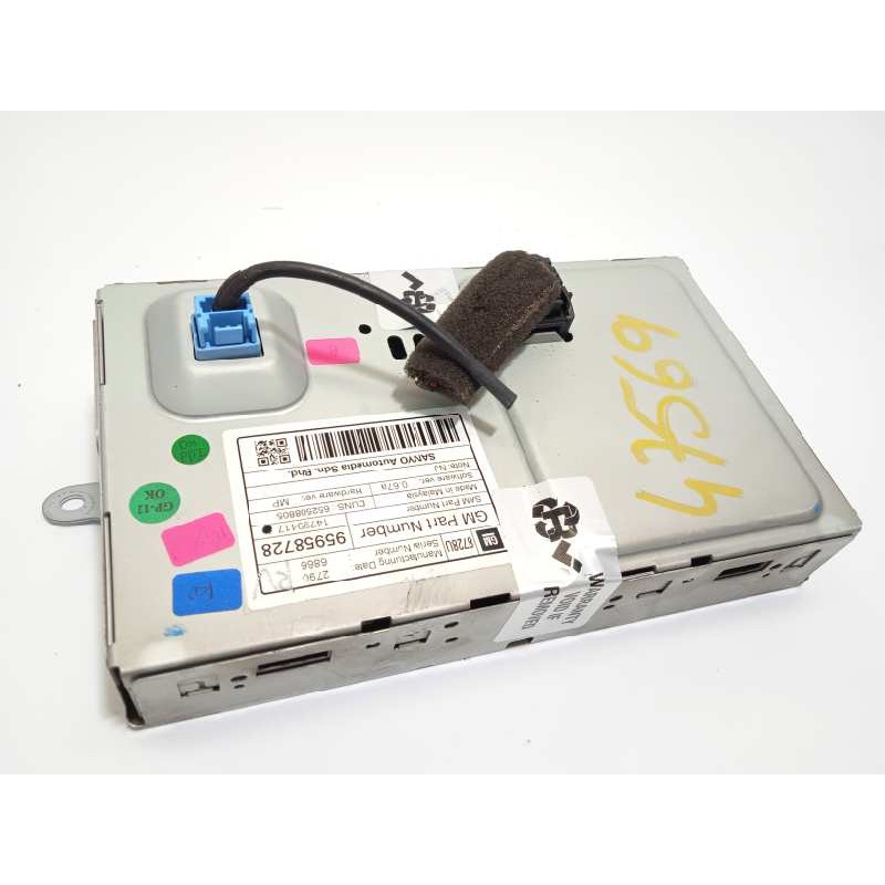 Recambio de pantalla multifuncion para chevrolet orlando 2.0 diesel cat referencia OEM IAM 95958728  