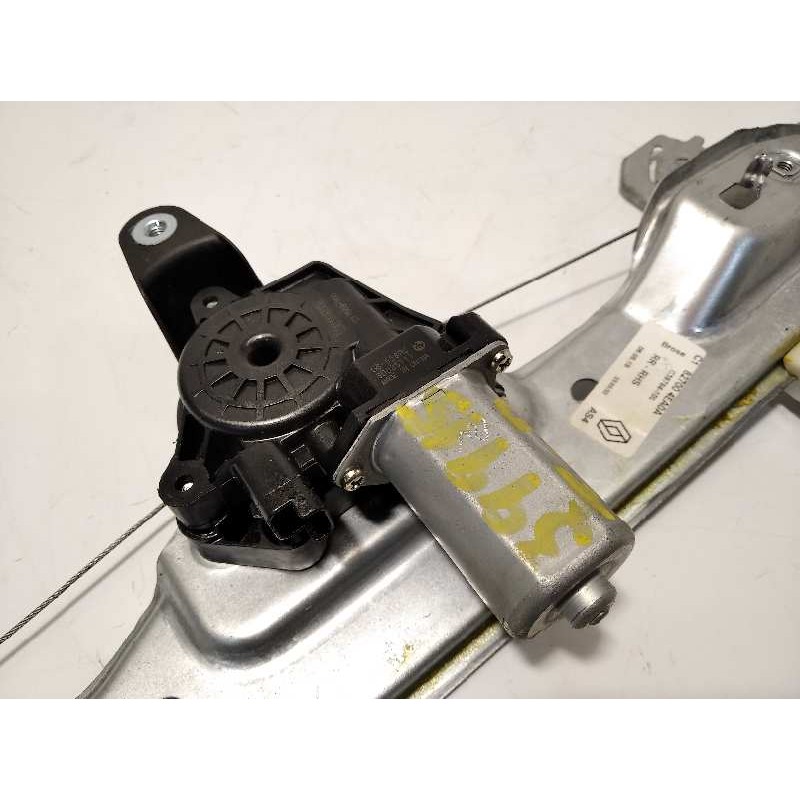 Recambio de elevalunas trasero derecho para renault kadjar zen referencia OEM IAM 827004EA0A  