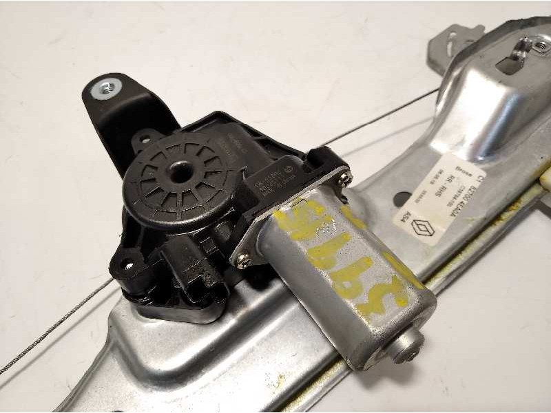 Recambio de elevalunas trasero derecho para renault kadjar zen referencia OEM IAM 827004EA0A  