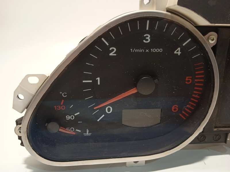 Recambio de cuadro instrumentos para audi a6 berlina (4f2) 2.0 tdi referencia OEM IAM 4F0920901C  