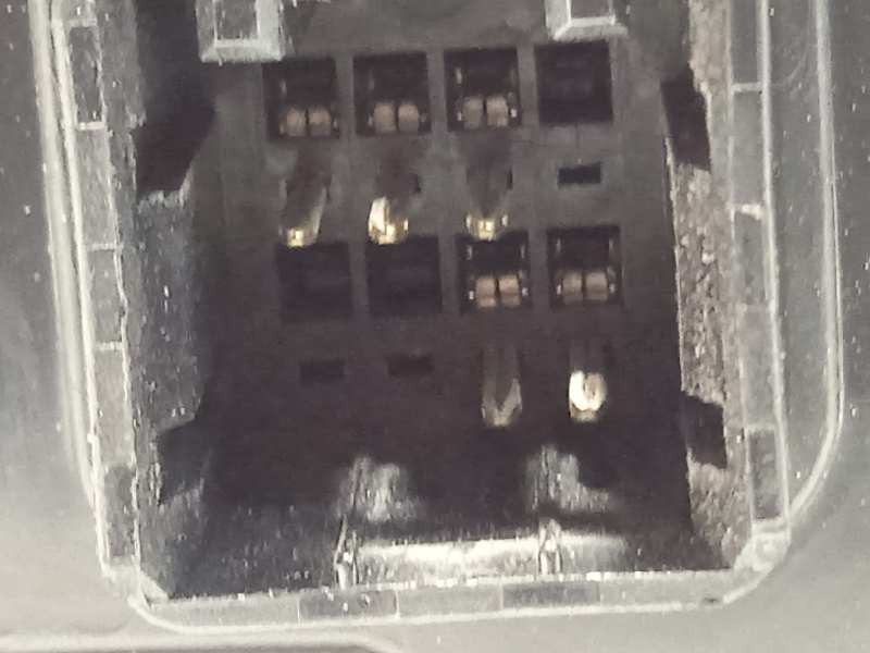 Recambio de retrovisor izquierdo para hyundai ix35 2.0 crdi cat referencia OEM IAM 876102Y040B6  