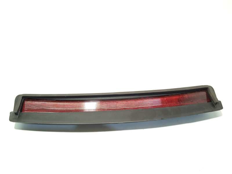 Recambio de luz central de freno para tesla model 3 referencia OEM IAM 107740500G  