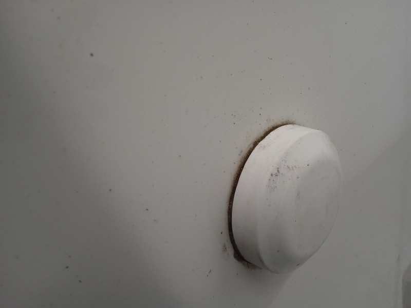 Recambio de capot para land rover discovery (lt) 2.5 turbodiesel referencia OEM IAM BKA700040  