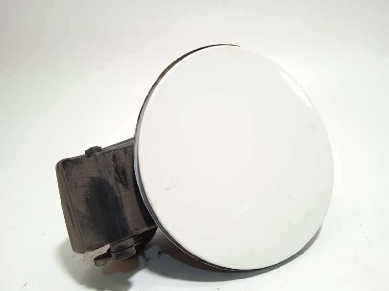 TAPA EXTERIOR COMBUSTIBLE 31278862 31440253 