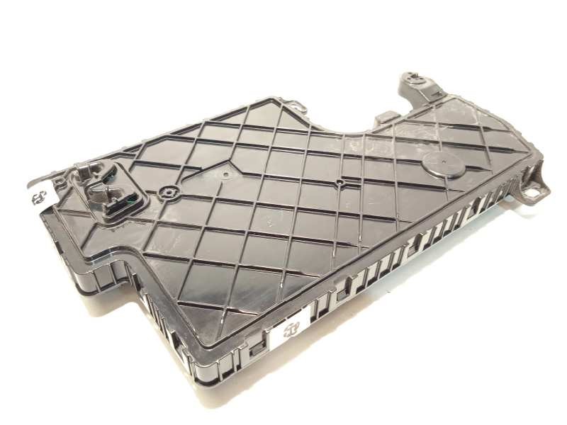 Recambio de caja reles / fusibles para tesla model 3 referencia OEM IAM 107867332L  