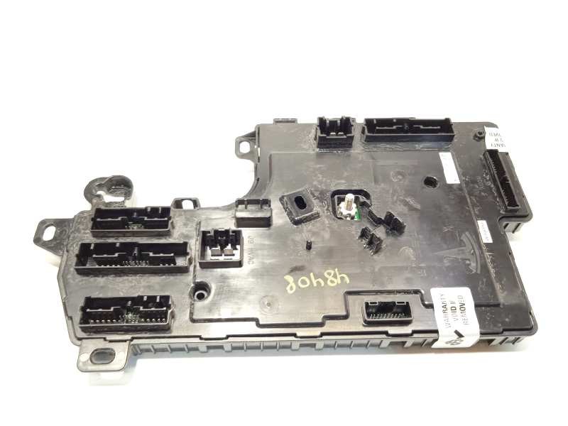 Recambio de caja reles / fusibles para tesla model 3 referencia OEM IAM 107867332L  