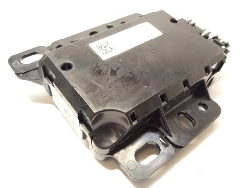 Recambio de modulo electronico para tesla model 3 referencia OEM IAM 109329500A  