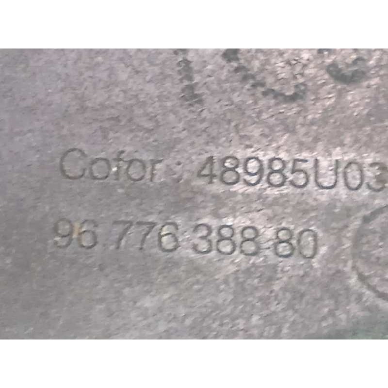 Recambio de tapa exterior combustible para peugeot 2008 (--.2013) style referencia OEM IAM 9677638880  