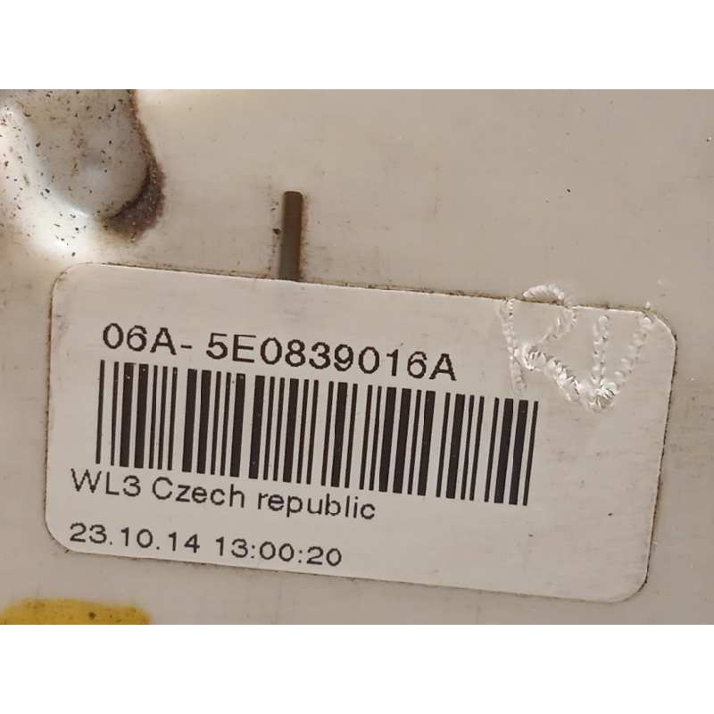 Recambio de cerradura puerta trasera derecha para skoda yeti 1.2 tsi referencia OEM IAM 5E0839016A  