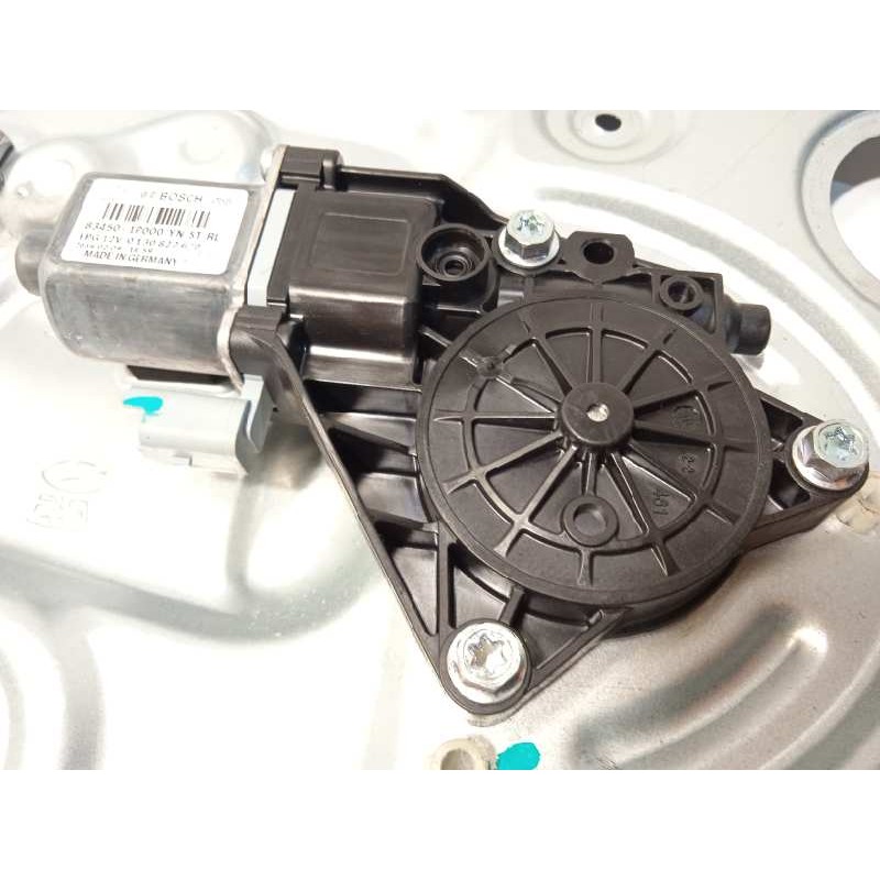 Recambio de elevalunas trasero izquierdo para hyundai ix20 1.6 crdi cat referencia OEM IAM 834701K010 0130822639 834501P000