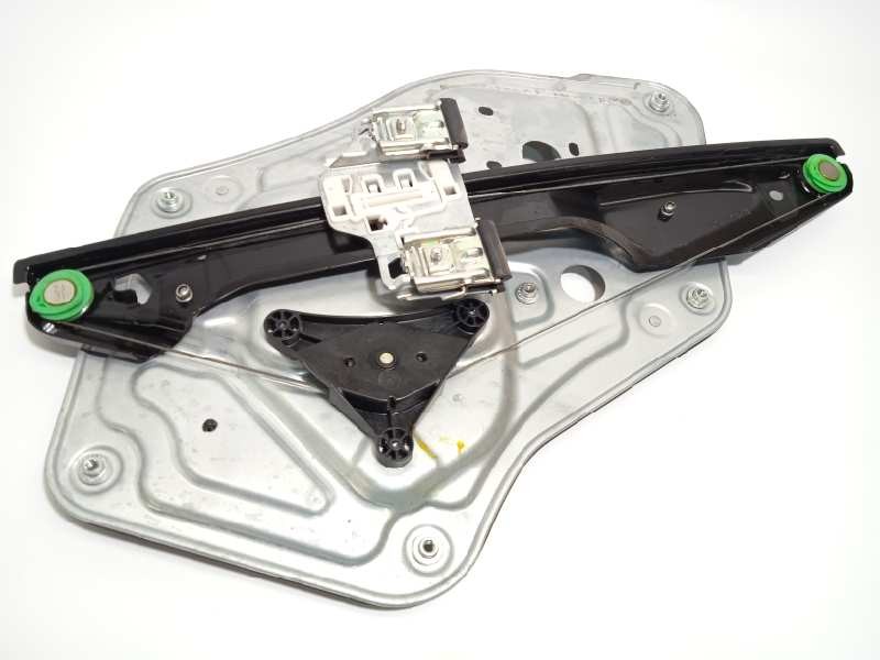 Recambio de elevalunas delantero derecho para skoda yeti 1.2 tsi referencia OEM IAM 5L0837402A  8K0959812A