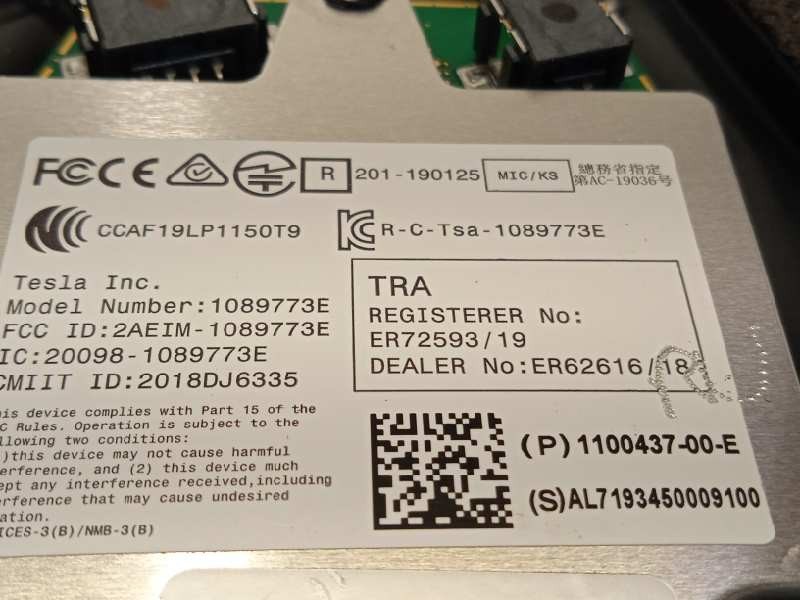 Recambio de embellecedor para tesla model 3 referencia OEM IAM 110925300H  110044100E