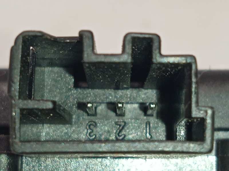 Recambio de sensor para land rover discovery sport 2.0 td4 cat referencia OEM IAM CPLA17D547AJ  LR083315