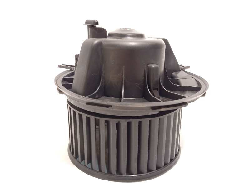 Recambio de motor calefaccion para skoda yeti 1.2 tsi referencia OEM IAM 1K1819015E  