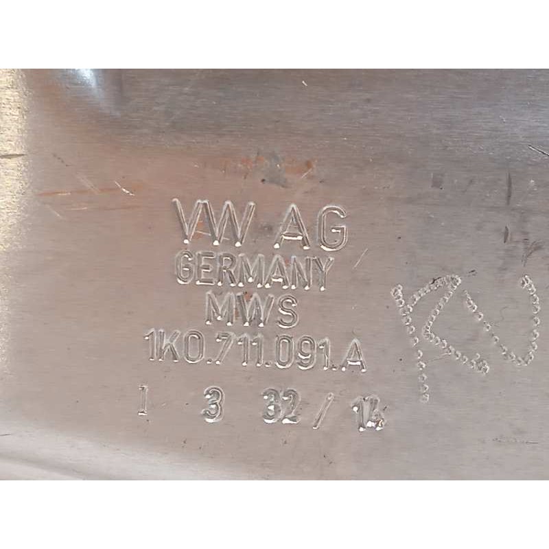 Recambio de palanca cambio para skoda yeti 1.2 tsi referencia OEM IAM 5K0711049C 1K0711091A 1Q0711265B