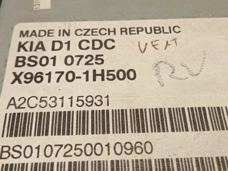 Recambio de sistema audio / radio cd para kia cee´d 1.6 crdi cat referencia OEM IAM 961701H500  