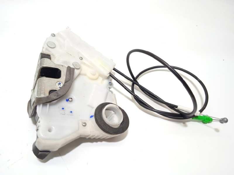 Recambio de cerradura puerta delantera derecha para toyota yaris active referencia OEM IAM 690300D320  