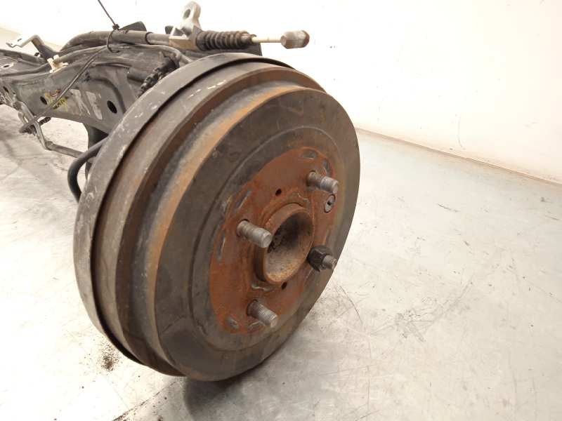 Recambio de puente trasero para nissan nv 200 (m20) 1.5 dci cat referencia OEM IAM 43010BJ00A  43010BJ00B