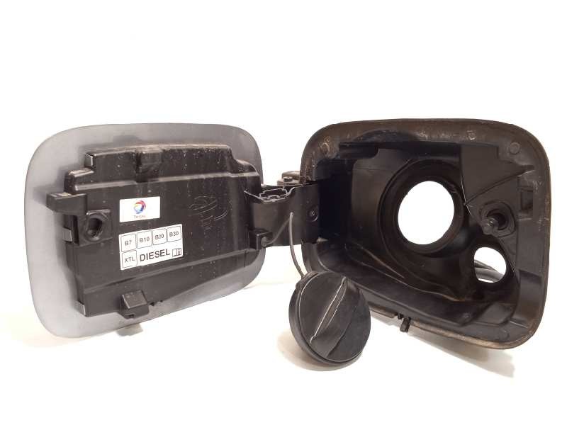 Recambio de tapa exterior combustible para citroën c3 1.2 12v vti / puretech referencia OEM IAM 9812918180  9812916680