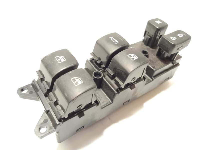 Recambio de mando elevalunas delantero izquierdo para mitsubishi outlander (gf0) motion 4wd referencia OEM IAM 8608A347  