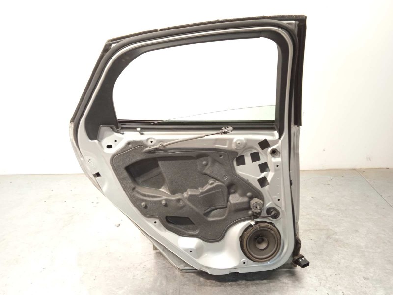 Recambio de puerta trasera izquierda para ford focus lim. (cb8) trend referencia OEM IAM 2172760  PBM51A24631BF
