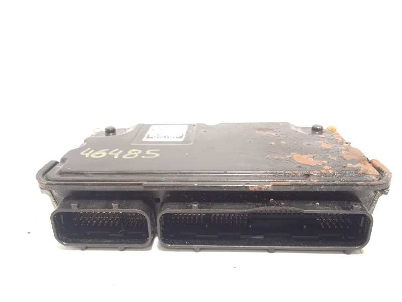 Recambio de centralita motor uce para toyota prius (zvw50) basis referencia OEM IAM 8966147A20  2170004590