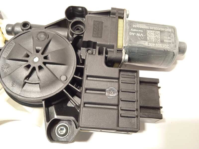 Recambio de elevalunas delantero derecho para volkswagen polo 1.0 tsi referencia OEM IAM 2G4837462B  2Q1959406B