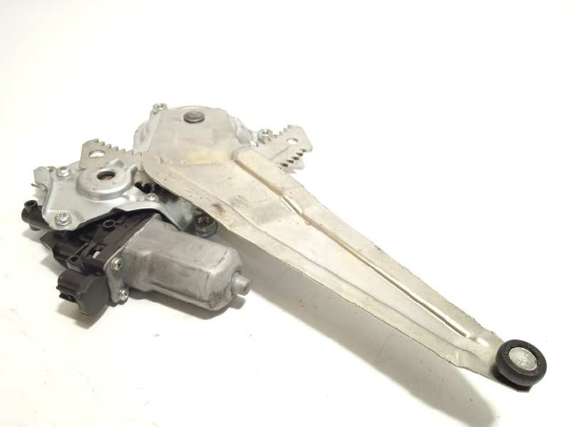 Recambio de elevalunas trasero izquierdo para suzuki swift azg (nz) glx referencia OEM IAM 8350263JA1  