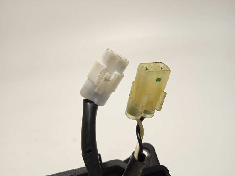 Recambio de maneta exterior delantera derecha para suzuki swift azg (nz) glx referencia OEM IAM 828105781026U  