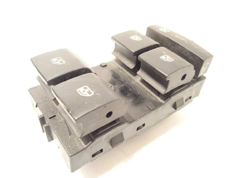 Recambio de mando elevalunas delantero izquierdo para chevrolet cruze hatchback ltz referencia OEM IAM 20830838  