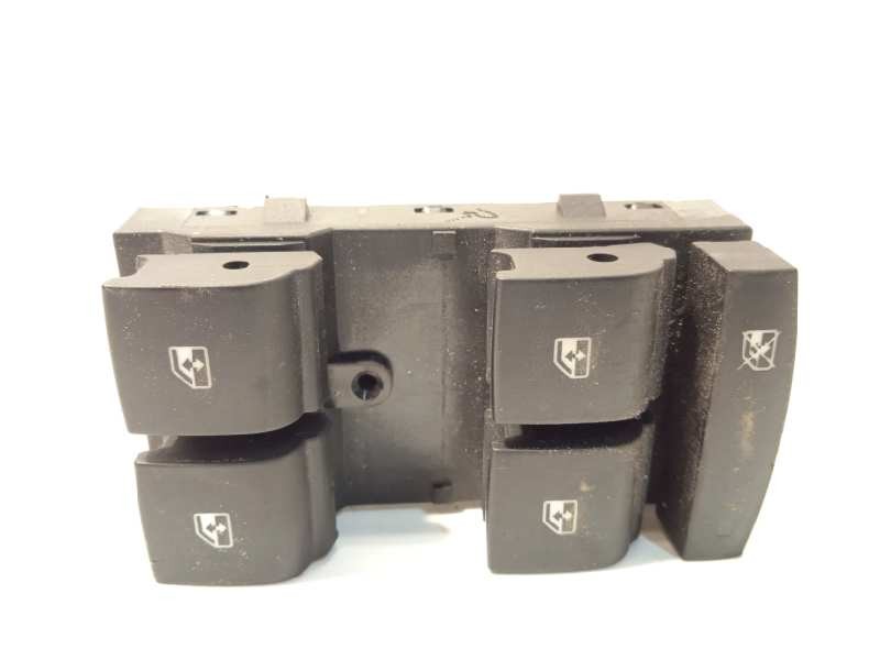 Recambio de mando elevalunas delantero izquierdo para chevrolet cruze hatchback ltz referencia OEM IAM 20830838  