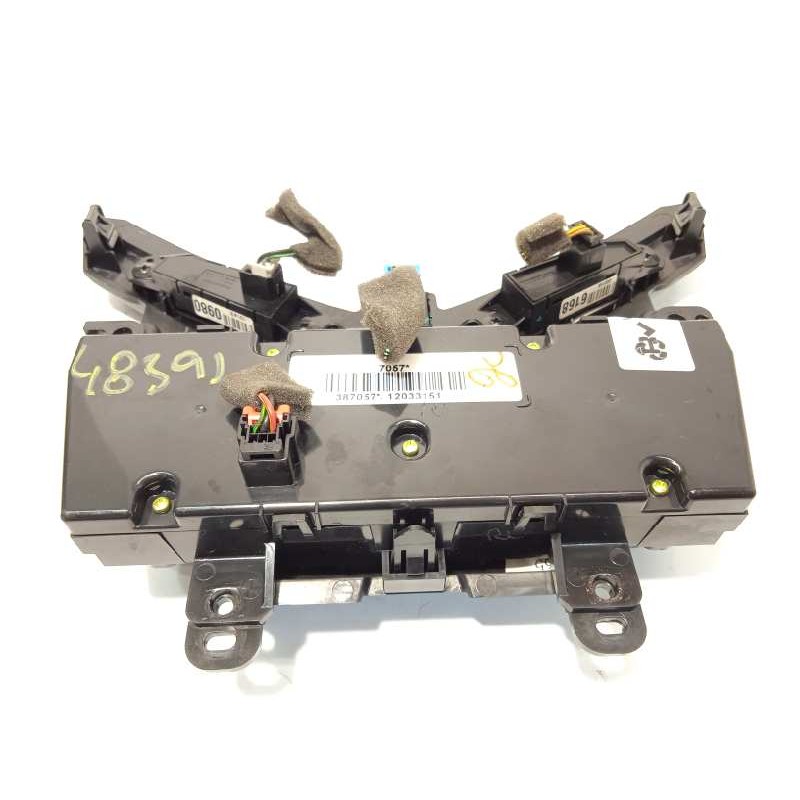 Recambio de mando climatizador para chevrolet cruze hatchback ltz referencia OEM IAM 12033151  