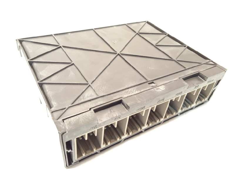 Recambio de centralita confort para chevrolet cruze hatchback ltz referencia OEM IAM 13583450  