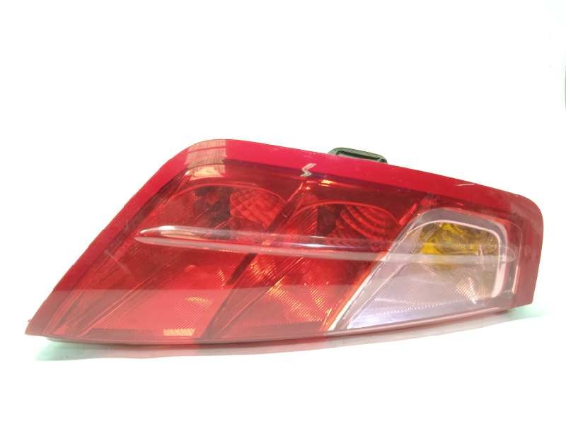 Recambio de piloto trasero izquierdo para fiat punto (199) 1.3 16v jtd cat referencia OEM IAM 51701589  