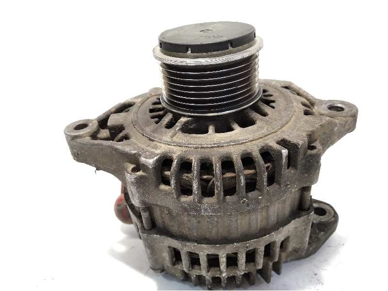 Recambio de alternador para nissan patrol gr (y61) referencia OEM IAM 23100VC100  LR190752