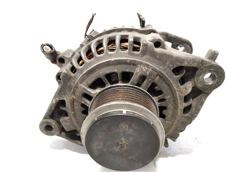 Recambio de alternador para nissan patrol gr (y61) referencia OEM IAM 23100VC100  LR190752