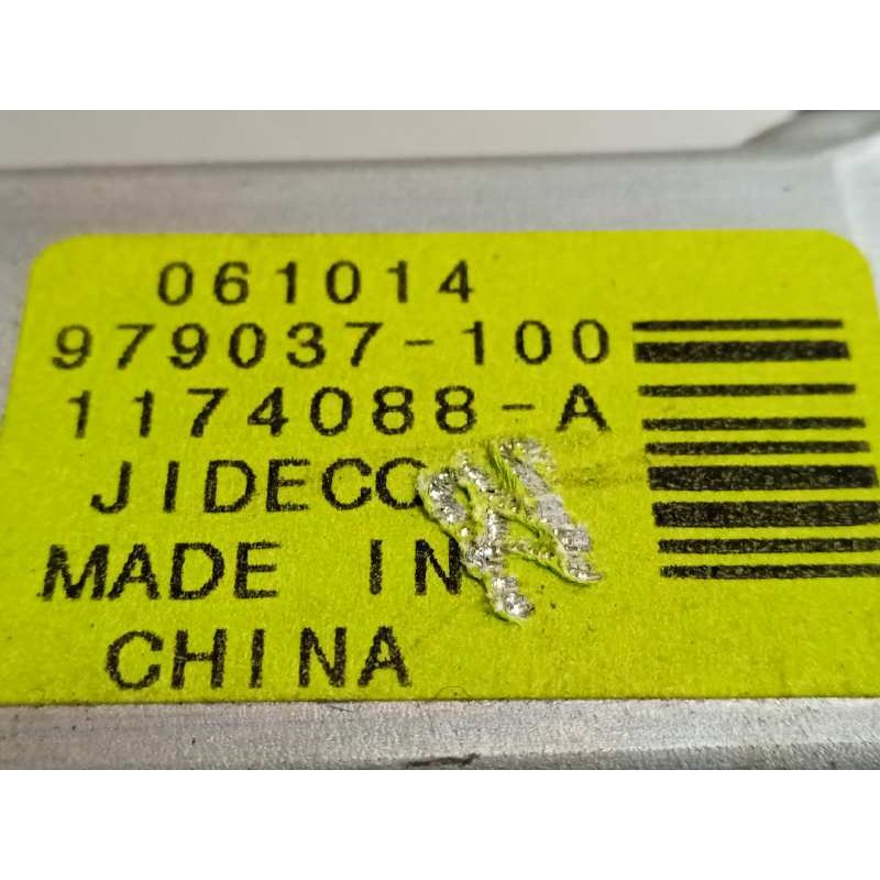 Recambio de elevalunas delantero derecho para volvo c30 2.0 d kinetic referencia OEM IAM 30773903AA  