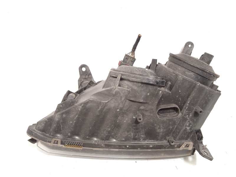 Recambio de faro derecho para opel vectra c berlina comfort referencia OEM IAM 93172954  