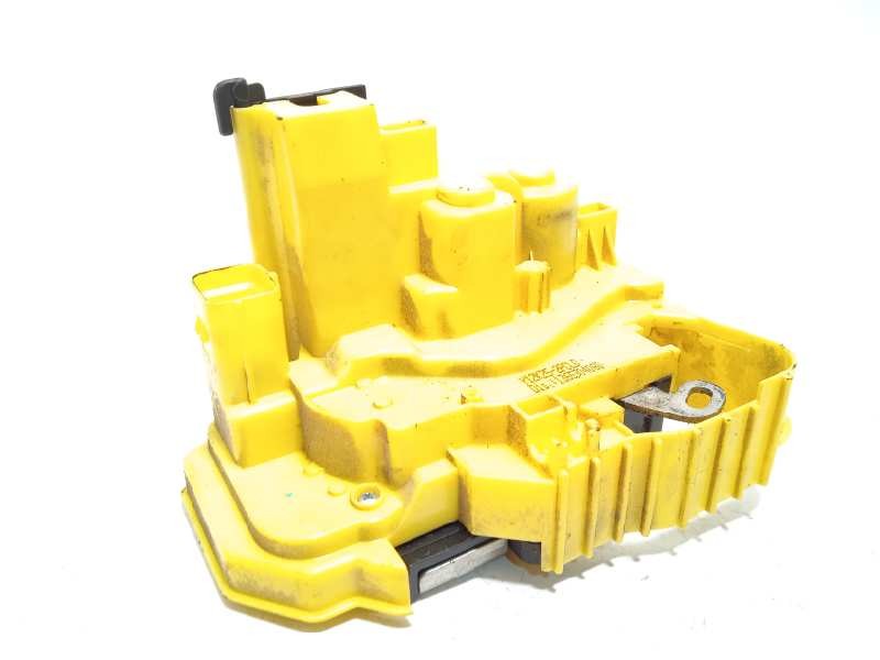 Recambio de cerradura lateral corredera derecha para fiat qubo (300) trekking referencia OEM IAM 1365304080  