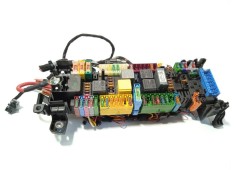 Recambio de caja reles / fusibles para infiniti q30 2.2d premium referencia OEM IAM A2465402714  2465402714 2