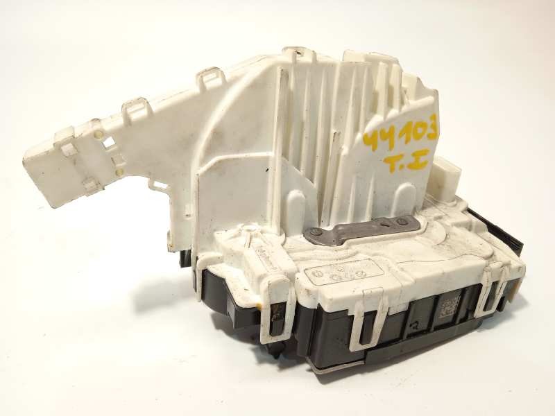 Recambio de cerradura puerta trasera izquierda para infiniti q30 2.2d premium referencia OEM IAM A0997305500  0997305500