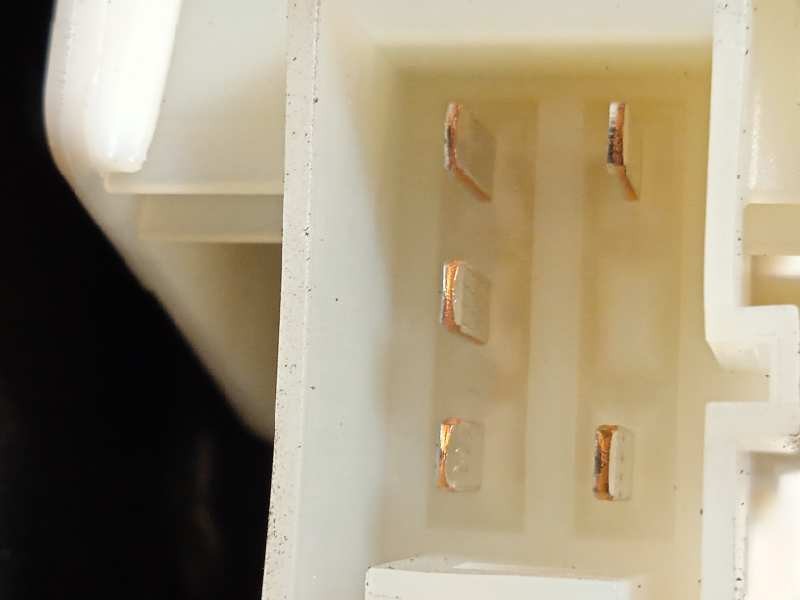 Recambio de elevalunas delantero derecho para infiniti q30 2.2d premium referencia OEM IAM A2469065200  2469065200