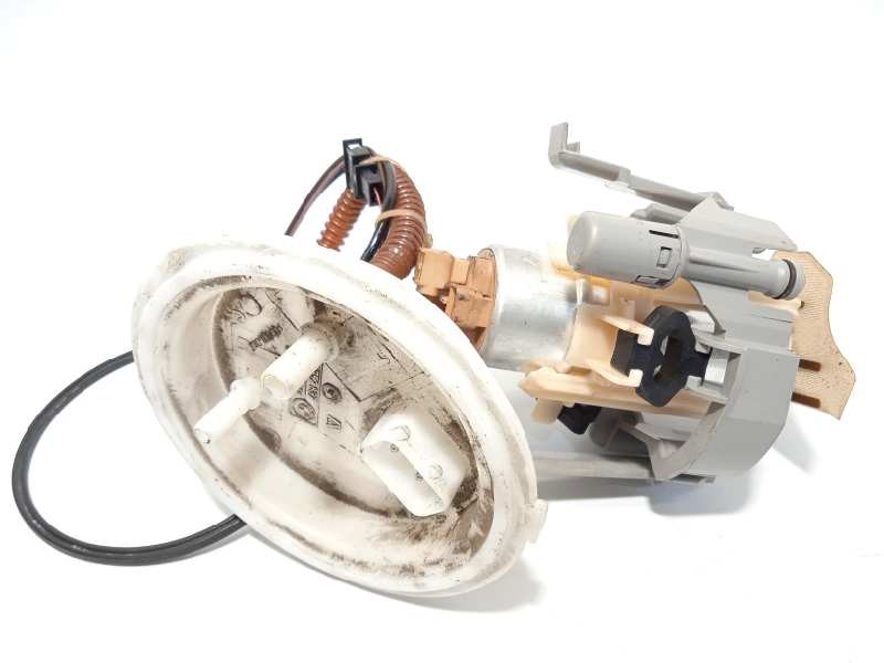 Recambio de bomba combustible para bmw serie 7 (e65/e66) 745i referencia OEM IAM 6752837  16146755858