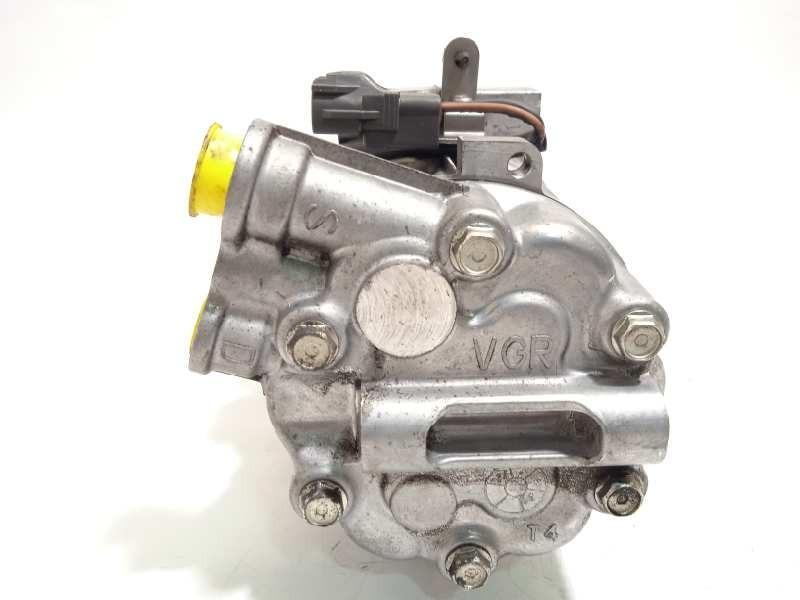 Recambio de compresor aire acondicionado para fiat qubo (300) trekking referencia OEM IAM 51893889  SD6V12