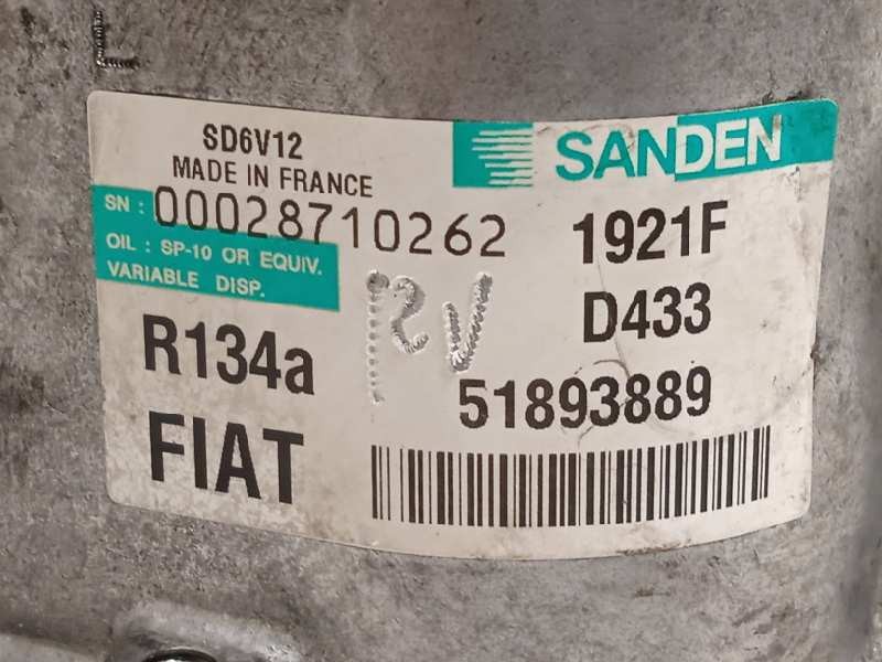 Recambio de compresor aire acondicionado para fiat qubo (300) trekking referencia OEM IAM 51893889  SD6V12