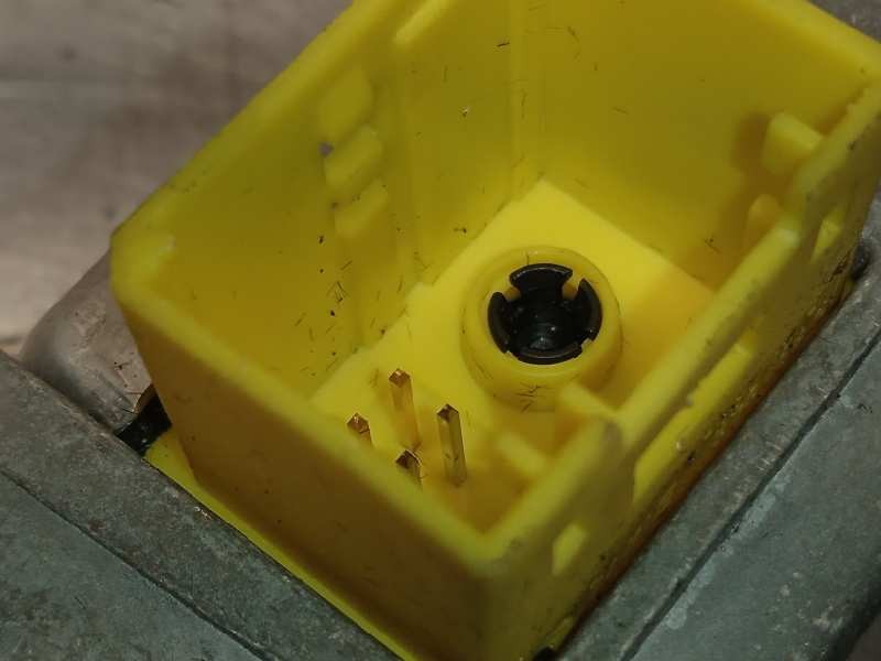 Recambio de centralita airbag para bmw serie 7 (e65/e66) 745i referencia OEM IAM 65776920472  